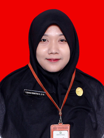 <center>-<br>Yusiana Rismatika Slawantya, S</center>